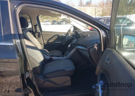 2016 Ford Escape Se from USA, damaged, VIN 1FMCU9GX8GUB10088